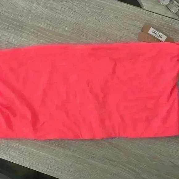 SKIMS- NWT Limited Edition Bandeau Sz 3x-Nectarine - Picture 2 of 5